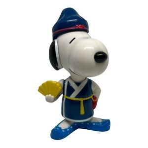 McDonald’s Peanuts Snoopy World Tour Happy Meal Toy Korea